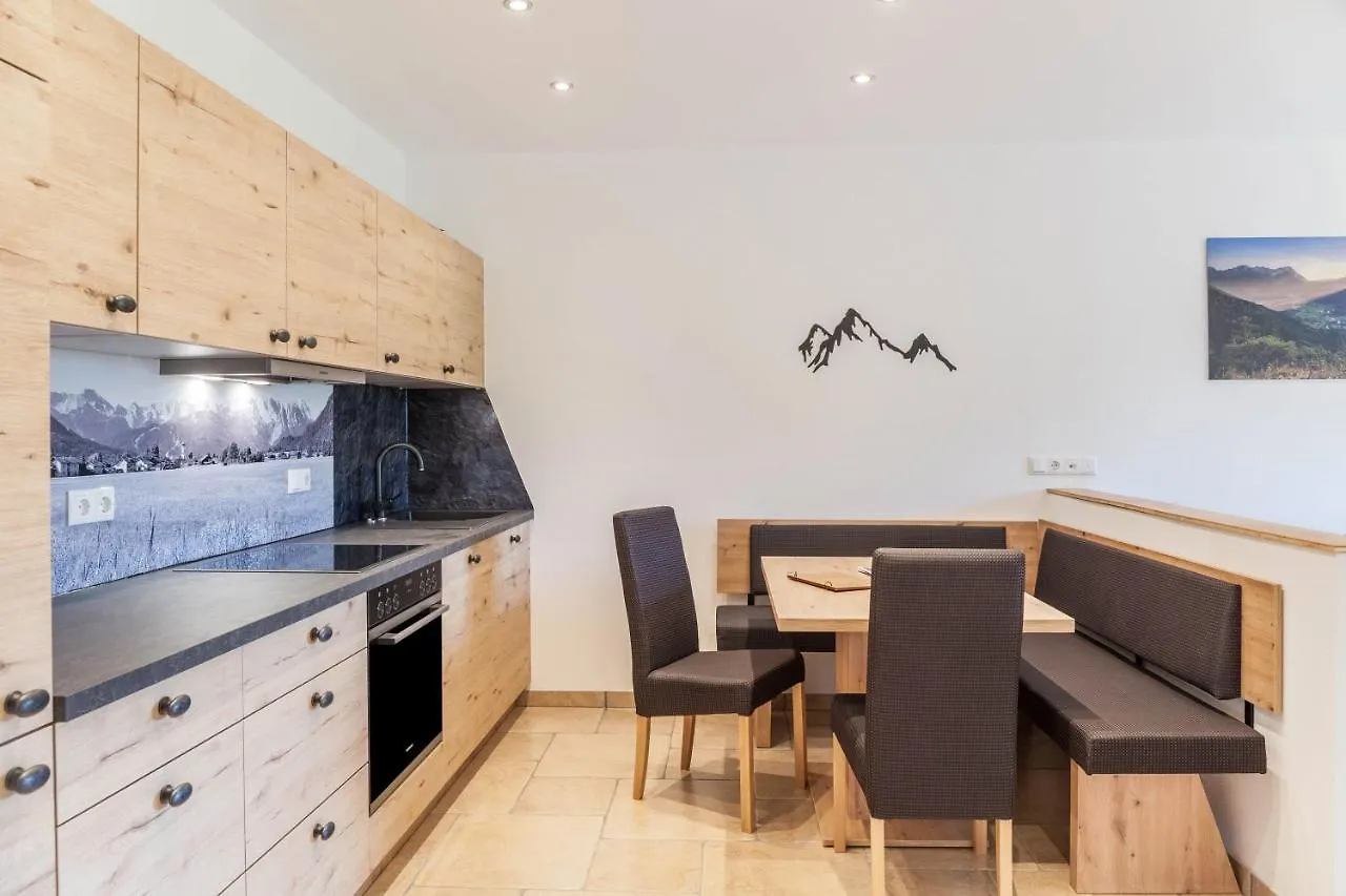 Apartment Ferienwohnung Vrenal Farchant